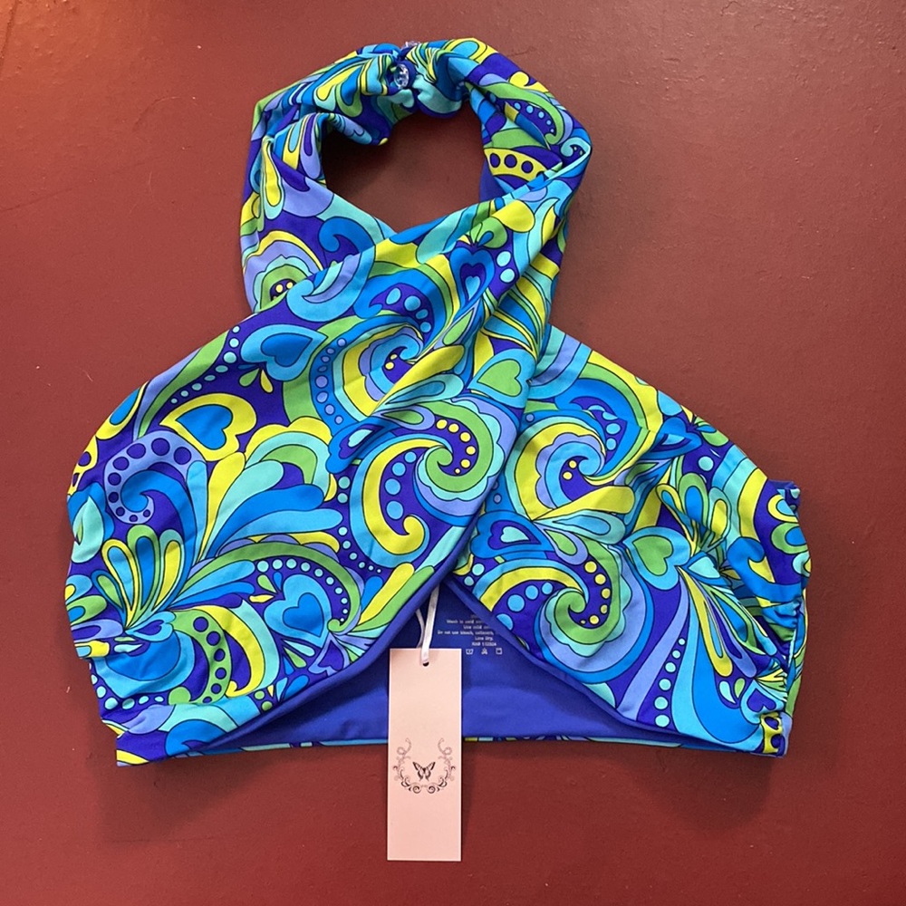 Alpine Butterfly Celine Top in Psychedelic Paisley